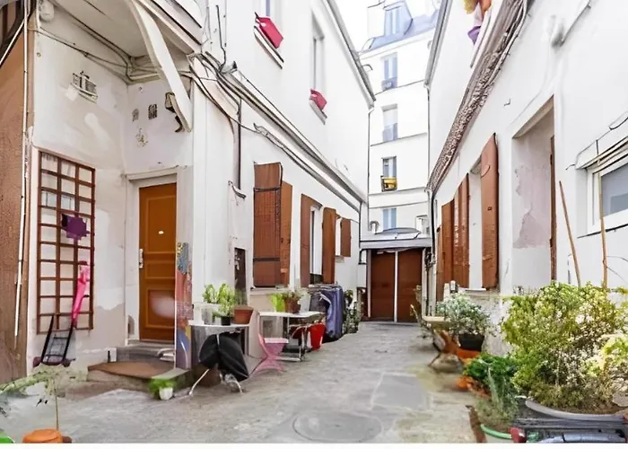 Very Cosy Flat Center Of Montmartre Lägenhet Paris